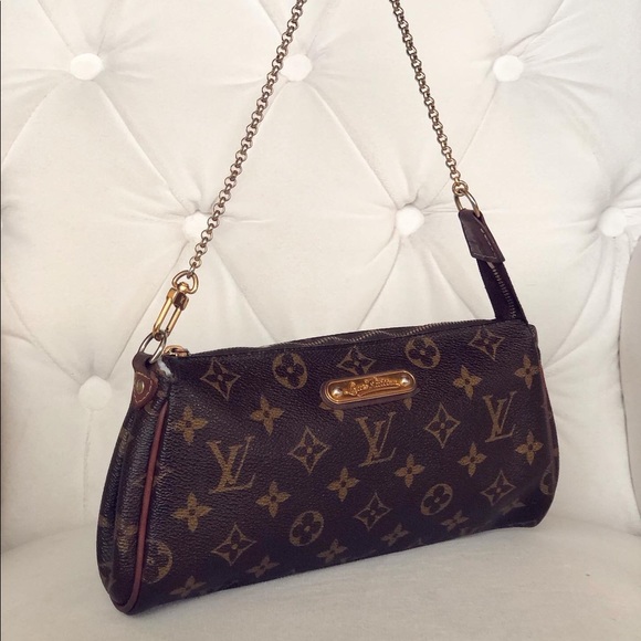 Louis Vuitton Purse - Picture 3 of 6